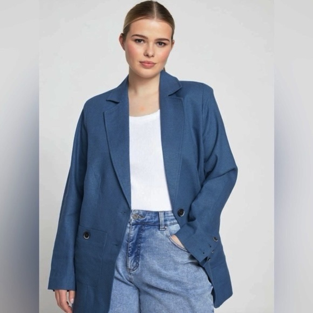 Universal Standard Coastal Linen Blazer in Bleu Scolaire Brand Size L/US 22-24